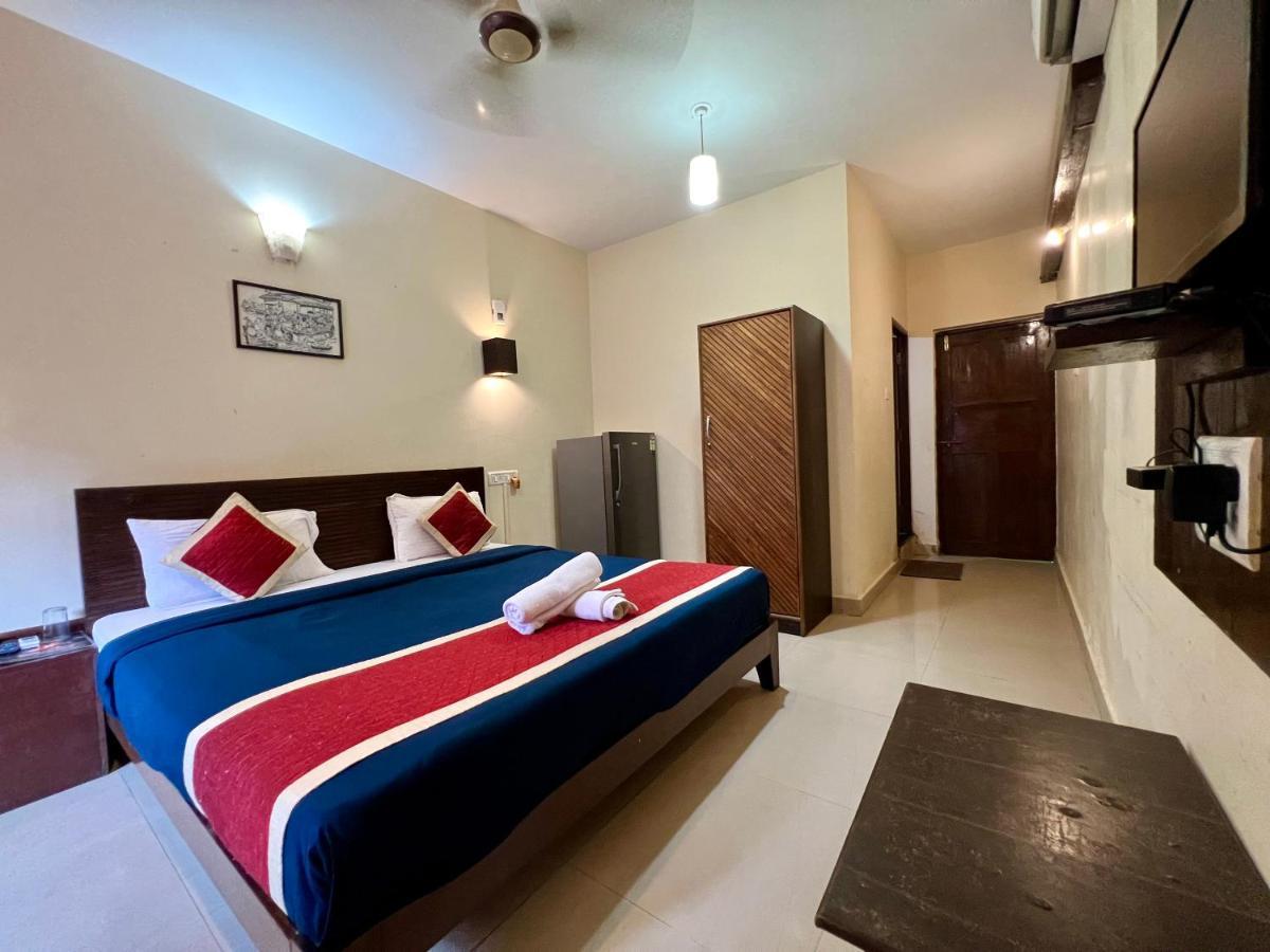 Myron Hotel